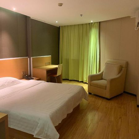7Days Inn Yunfu Luoding Central Exterior foto