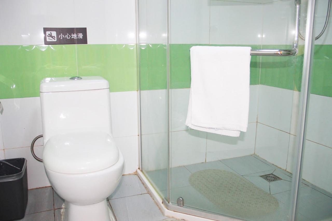 7Days Inn Yunfu Luoding Central Exterior foto